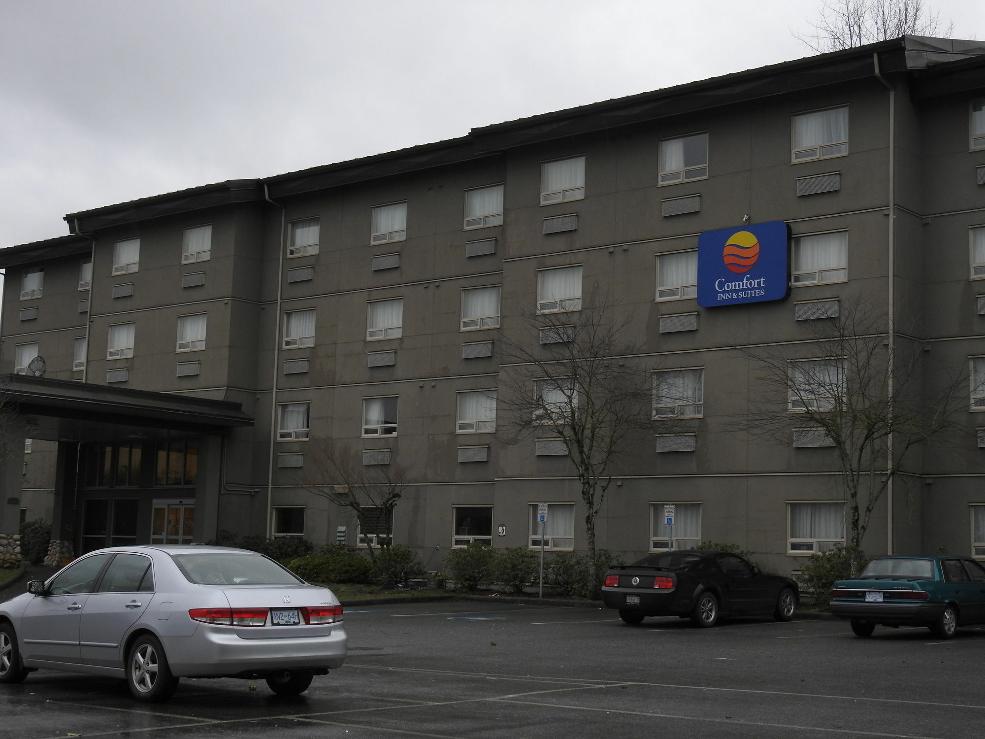 Comfort Inn & Suites Langley Bagian luar foto