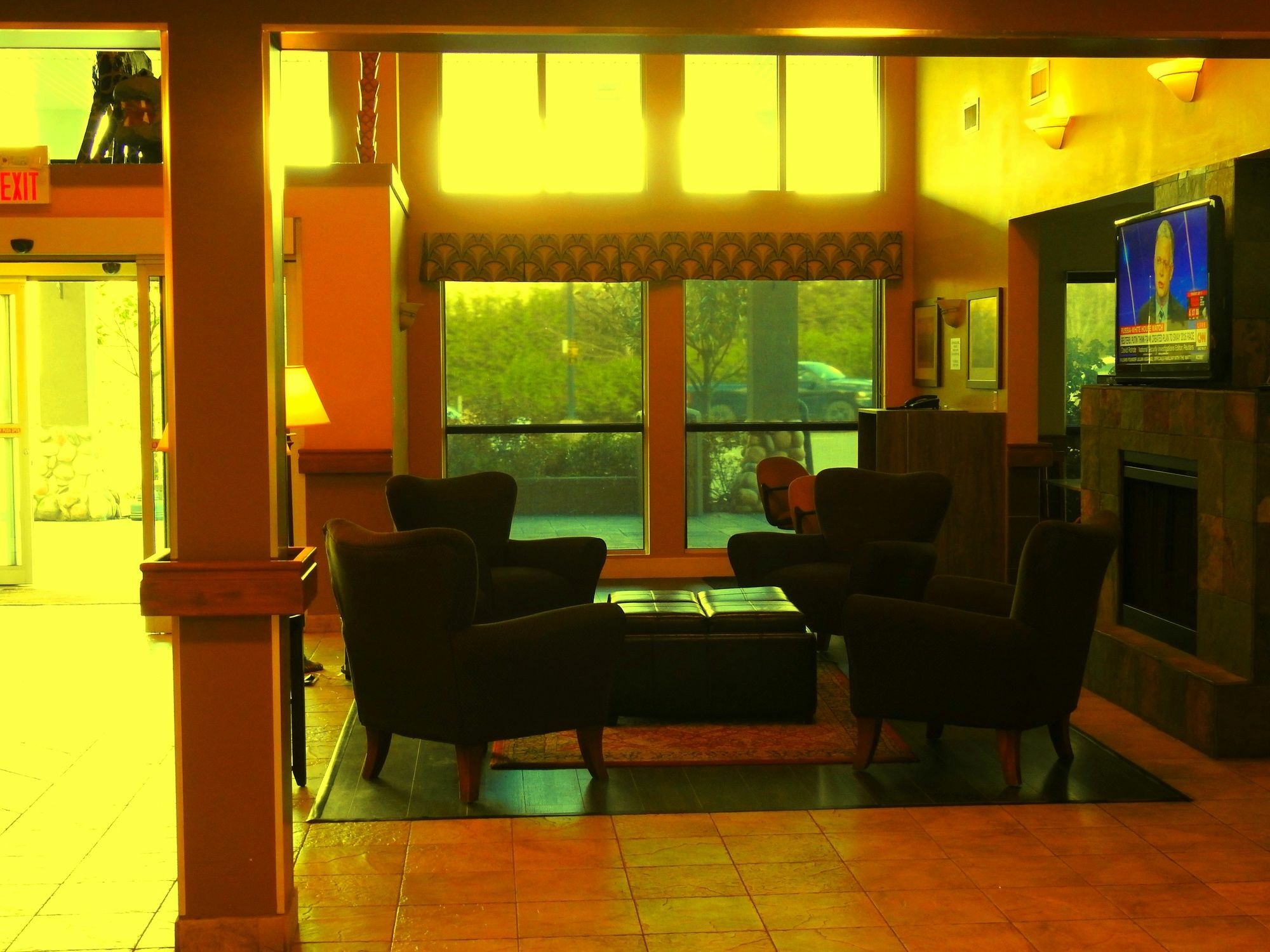 Comfort Inn & Suites Langley Bagian luar foto